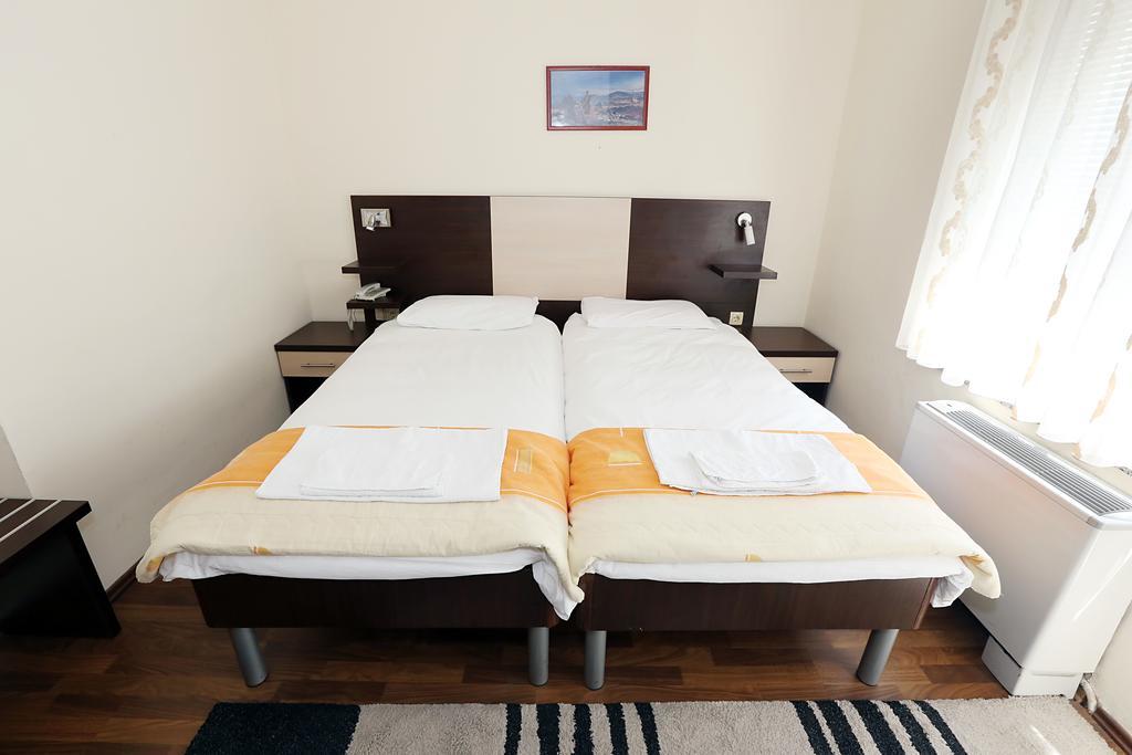 Hotel Globtour Inn Medjugorje Exterior photo